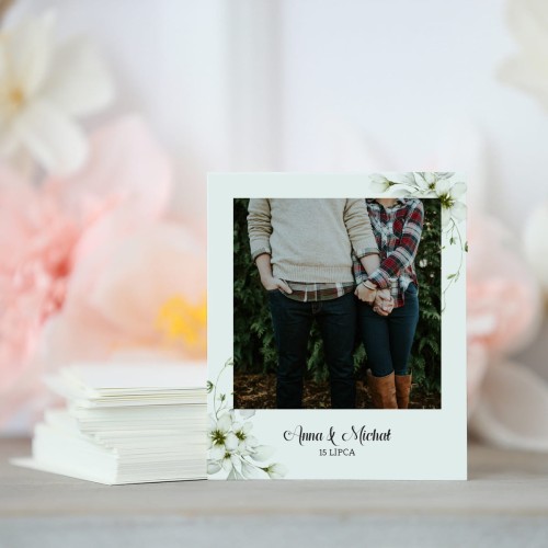 Zdjęcie polaroid w podziękowaniu dla gości białe kwiaty