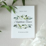 Zaproszenia ślubne drukowane z zielonym motywem kwiatowym