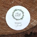 Naklejki z logo z wiankiem okrągłe