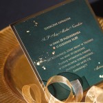 Złoto-szmaragdowe zaproszenia na 18 urodziny 