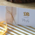 Pastelowo-różowe zaproszenia na 18 urodziny