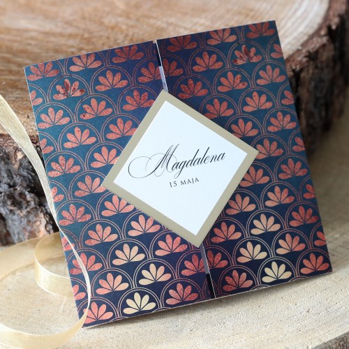 Czarno-złote zaproszenia z geometrycznymi liśćmi na 18 urodziny