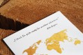 Zaproszenie ślubne drukowane z motywem złotej mapy świata
