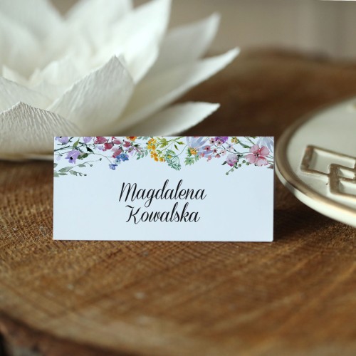 Winietki z polnymi kwiatami