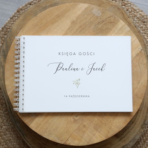 Księga gości klasyczna lub z ankietami - wzór z gałązką goździka