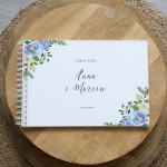 Księga gości klasyczna lub z ankietami - wzór z niebieskimi kwiatami