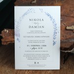 Zaproszenie jednokartkowe z niebieskim wianuszkiem 12x17