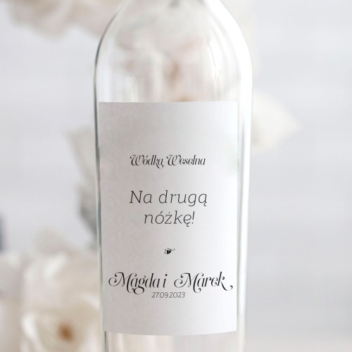 Weselne naklejki na butelkę