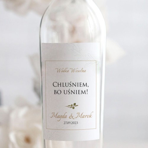 Weselne naklejki na butelkę