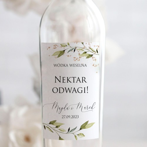 Weselne naklejki na butelkę
