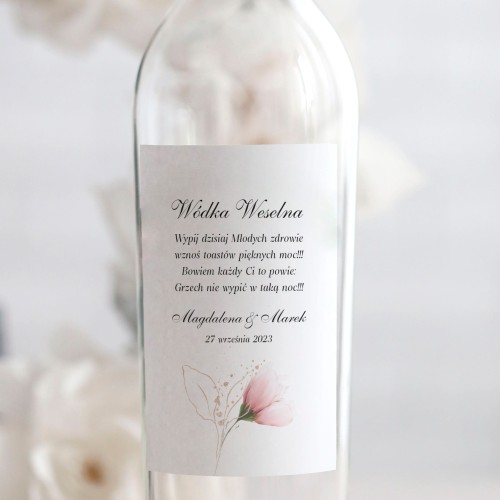 Weselne naklejki na butelkę