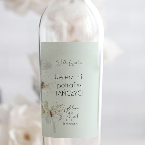 Weselne naklejki na butelkę