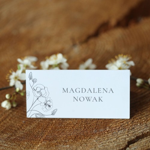 Winietki z delikatnymi kwiatami