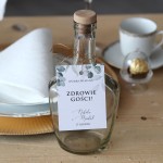 Zestaw 18 zawieszek na alkohol z listkami eukaliptusa