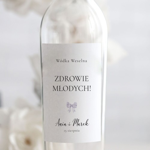 Weselne naklejki na butelkę