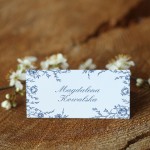 Winietki z niebieskimi kwiatami