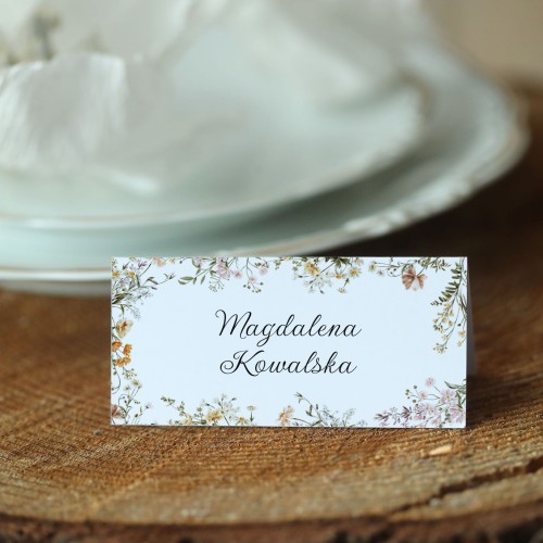 Winietki z rustykalnym motywem polnych kwiatów