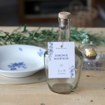 Zestaw 18 zawieszek na alkohol z łabędziem