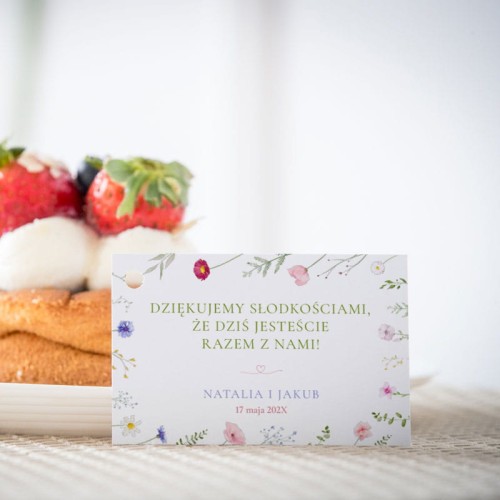 Karteczki do ciasta weselnego z wiosennymi kwiatami