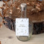 Zestaw 18 zawieszek na alkohol ze złocistą łąką