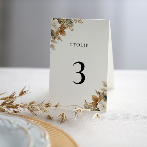 Numerki na stół ze złotymi liśćmi