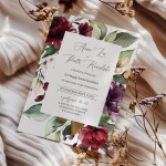 Zaproszenia ślubne z bordowymi kwiatami boho