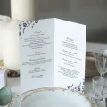 Karta menu lub harmonogram z kwiatami vintage flora - granat