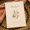 Zaproszenia ślubne drukowane z motywem delikatnego kwiatowego bukietu