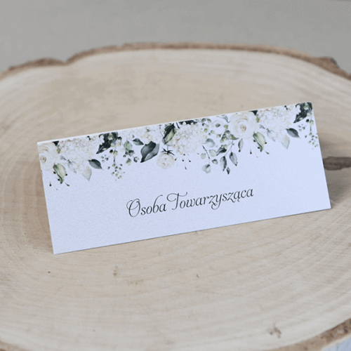 Winietki na wesele z białymi kwiatami, róże i hortensje