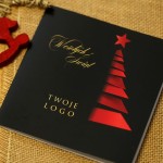 Czarno-czerwone kartki Firmowe na Boże Narodzenie z motywem choinki - 14,5x14,5 cm