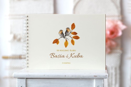 Symboliczny prezent na ślub - kronika 50 rocznic