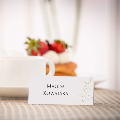 Winietki drukowane z źdźbłem trawy