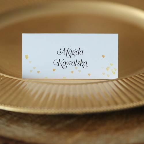 Winietki ze złotymi serduszkami