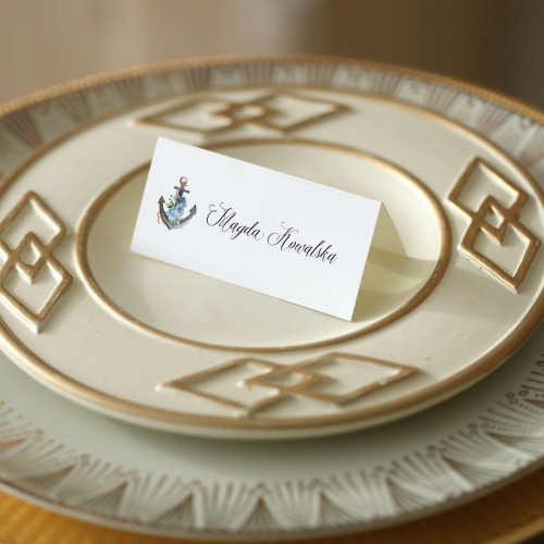 Winietki z kotwicą i niebieskimi kwiatami