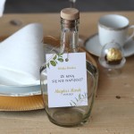 Zestaw 18 zawieszek na alkohol z motywem złotego serca i zielonych liści