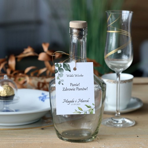 Zestaw 18 zawieszek na alkohol z delikatną liściastą grafiką