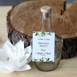 Zestaw 18 zawieszek na alkohol z zielonym motywem kwiatowym