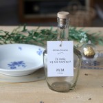 Zestaw 18 zawieszek na alkohol subtelne z ozdobnikiem