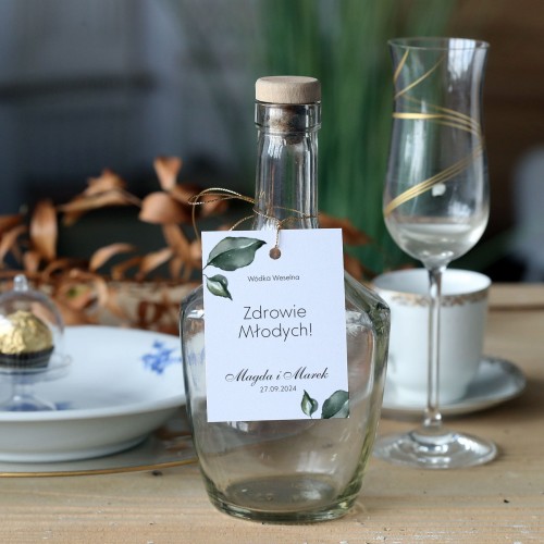 Zestaw 18 zawieszek na alkohol z motywem liściastym