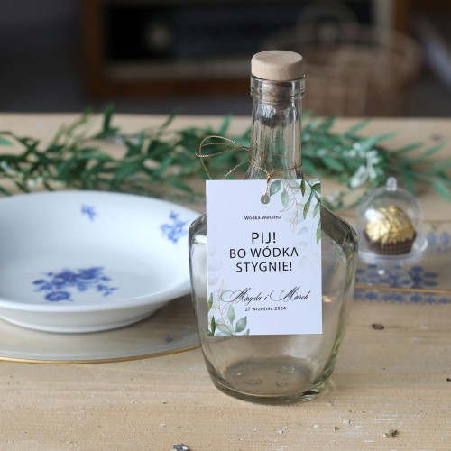 Zestaw 18 zawieszek na alkohol z motywem liściastym