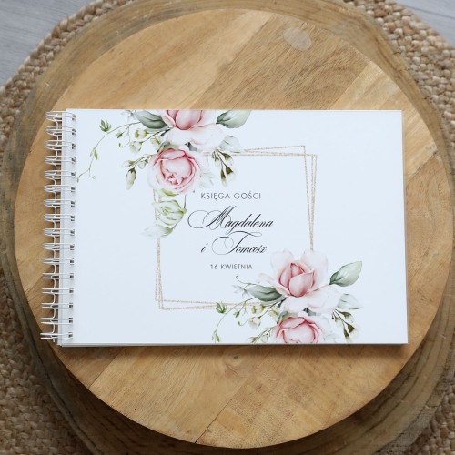 Księga gości klasyczna lub z ankietami - wzór z pastelowymi różami ze złotą ramką