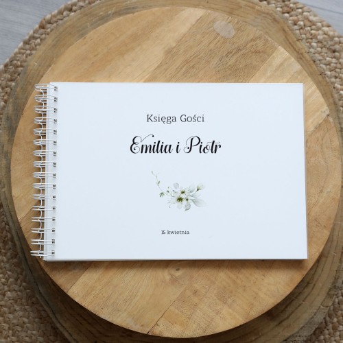 Księga gości klasyczna lub z ankietami - wzór z wiosennymi kwiatami
