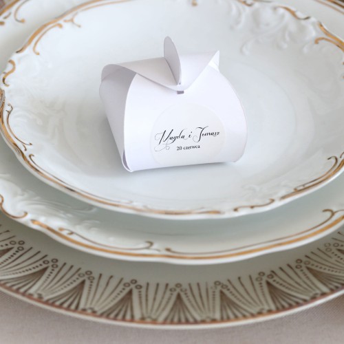 Minimalistyczne naklejki ślubne różne rozmiary