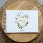 Księga gości klasyczna lub z ankietami - wzór ze złotym sercem i liśćmi